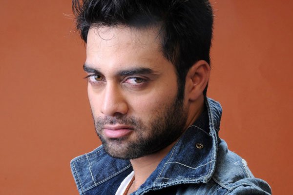 Navadeep in Ram charan dhruva remake of Thanu oruvan